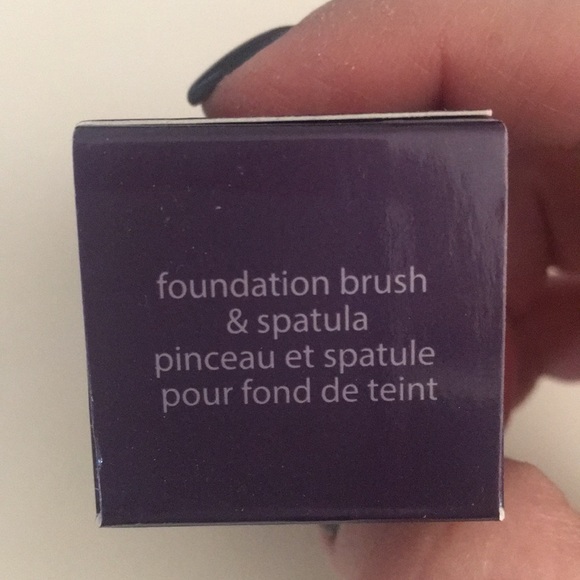 NIB Tarte Foundation Brush & Spatula - Picture 2 of 3